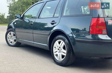 Универсал Volkswagen Golf 2002 в 