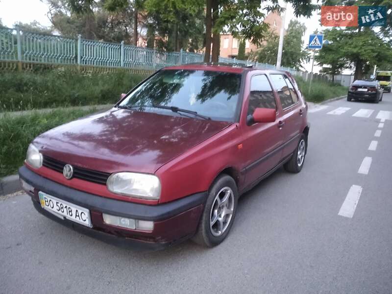 Хэтчбек Volkswagen Golf 1993 в Тернополе