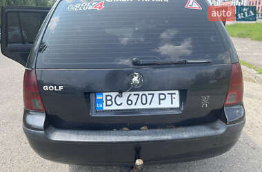 Универсал Volkswagen Golf 2000 в 
