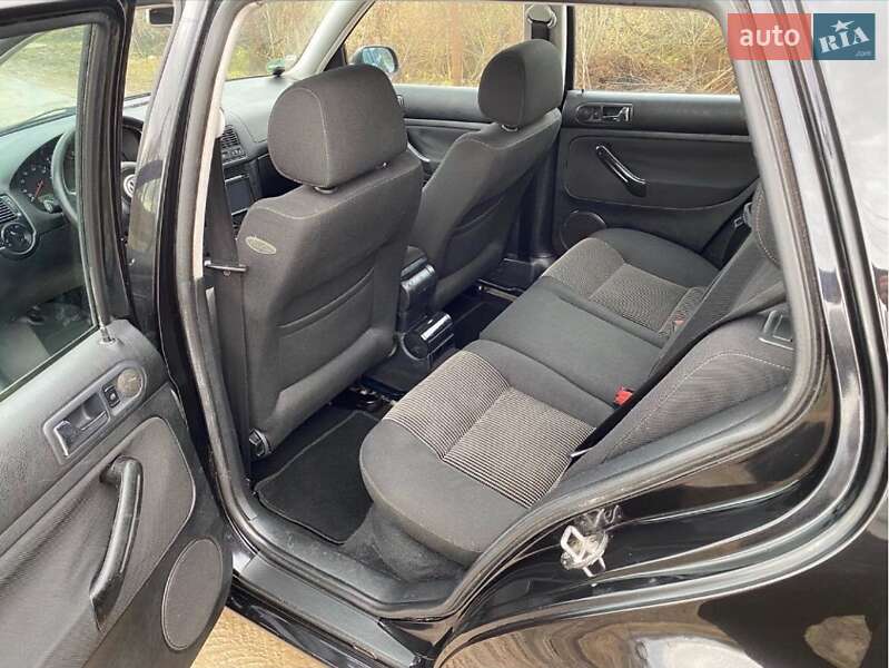 Хэтчбек Volkswagen Golf 2000 в Тернополе