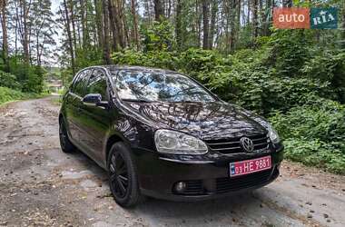 Хетчбек Volkswagen Golf 2006 в 