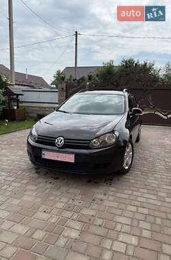 Универсал Volkswagen Golf 2011 в Луцке