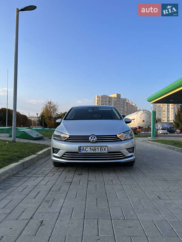 Хетчбек Volkswagen Golf 2015 в Луцьку