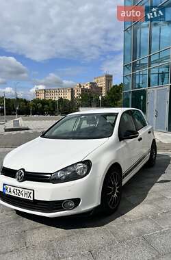 Хетчбек Volkswagen Golf 2011 в Харкові