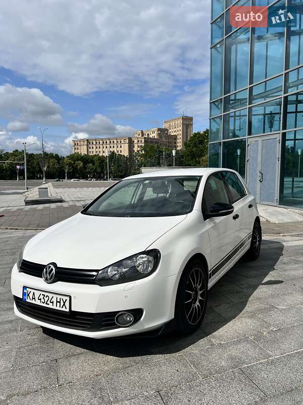 Volkswagen Golf 2011