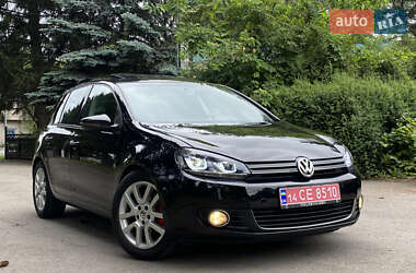 Хетчбек Volkswagen Golf 2009 в Христинівці