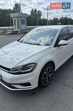 Хэтчбек Volkswagen Golf 2020 в Днепре