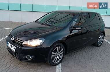 Хэтчбек Volkswagen Golf 2010 в Одессе