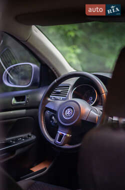 Универсал Volkswagen Golf 2012 в 