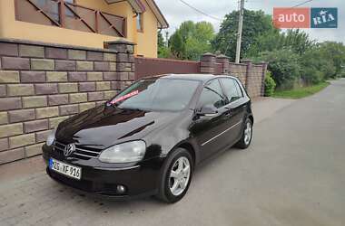 Хетчбек Volkswagen Golf 2008 в Луцьку