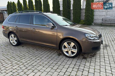 Универсал Volkswagen Golf 2012 в Нововолынске