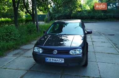 Хетчбек Volkswagen Golf 2003 в Києві