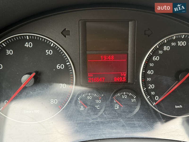 Хэтчбек Volkswagen Golf 2006 в Ивано-Франковске