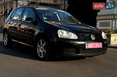 Хетчбек Volkswagen Golf 2004 в Одесі