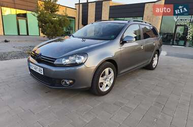 Універсал Volkswagen Golf 2010 в Хмельницькому