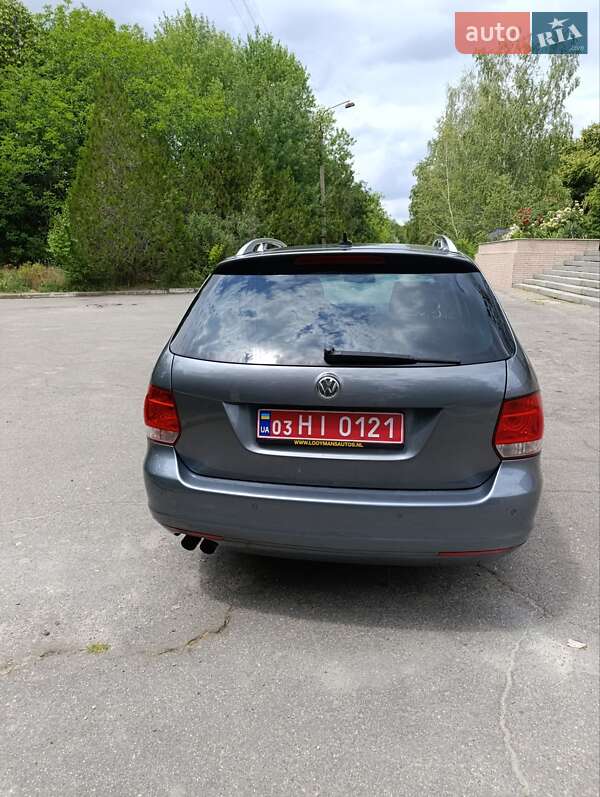 Універсал Volkswagen Golf 2010 в Запоріжжі