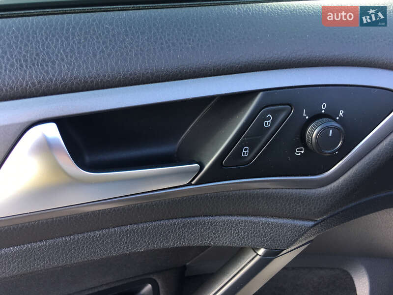 Универсал Volkswagen Golf 2014 в Львове