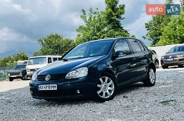 Хетчбек Volkswagen Golf 2004 в Харкові
