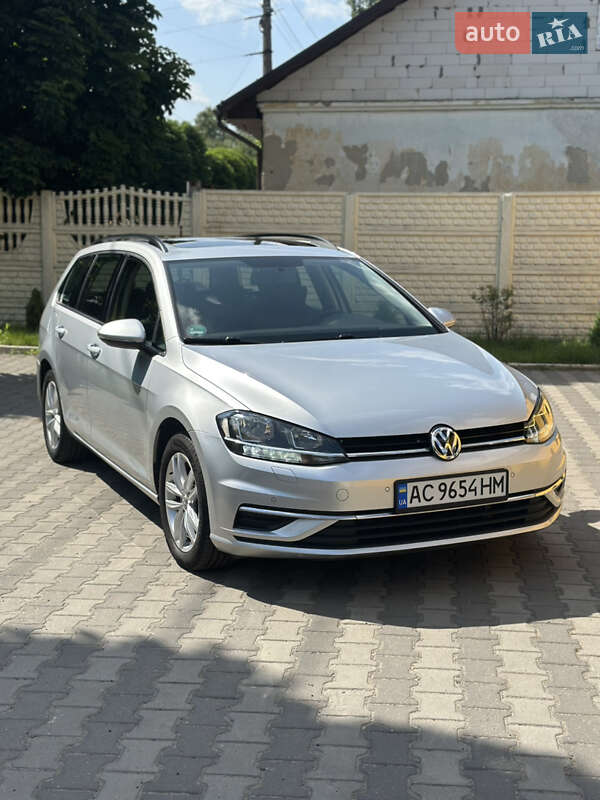 Volkswagen Golf 2020