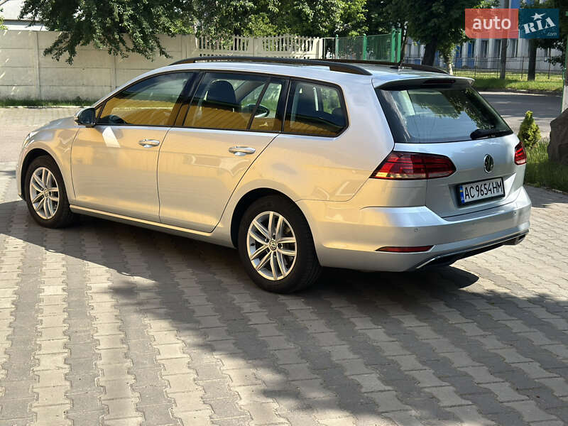 Универсал Volkswagen Golf 2020 в Луцке фото 8 Универсал Volkswagen Golf 2020 в Луцке