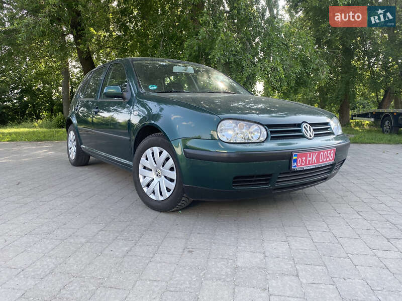 Volkswagen Golf 2002
