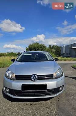 Универсал Volkswagen Golf 2013 в 