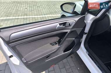 Универсал Volkswagen Golf 2015 в 