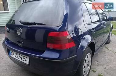 Хэтчбек Volkswagen Golf 2001 в Золотоноше