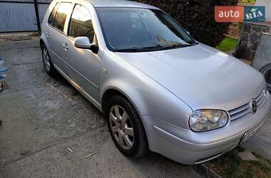 Хетчбек Volkswagen Golf 2003 в Ужгороді