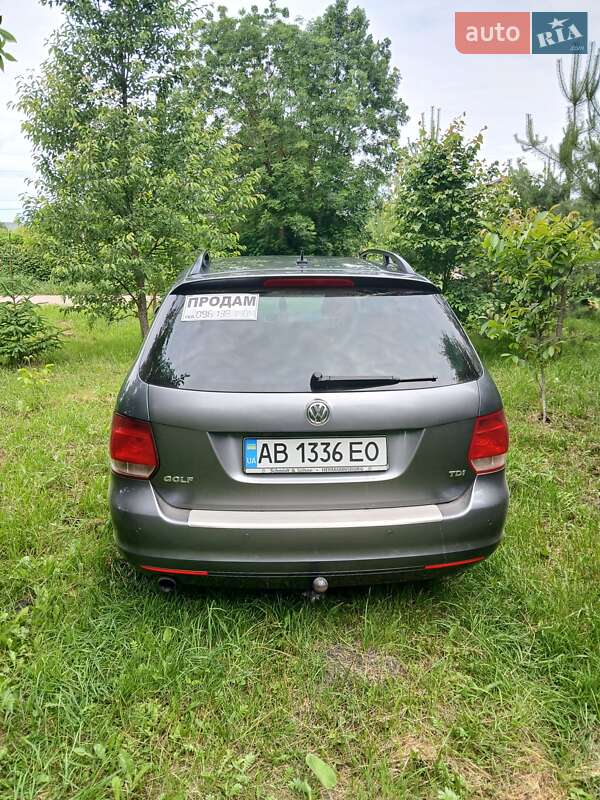 Універсал Volkswagen Golf 2009 в Вінниці