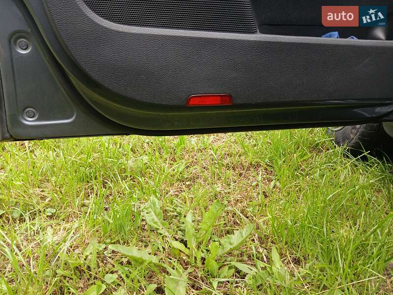 Універсал Volkswagen Golf 2009 в Вінниці