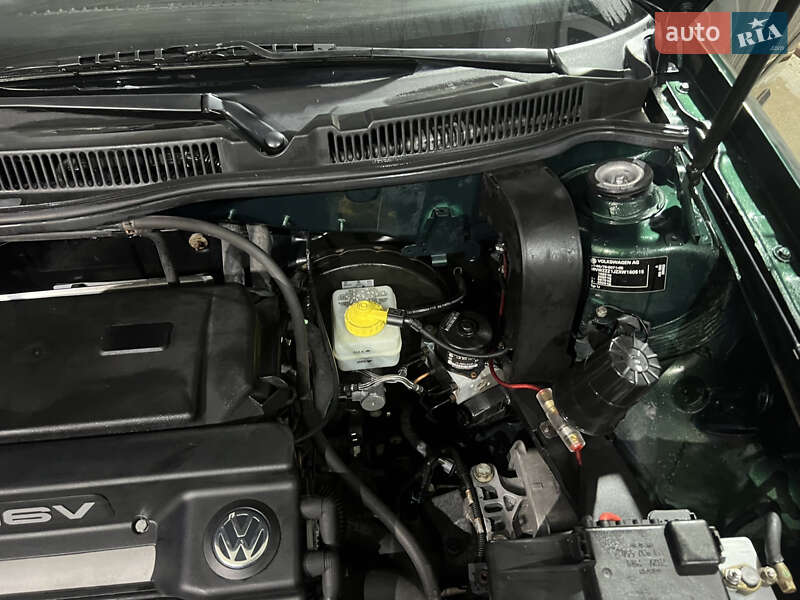 Хэтчбек Volkswagen Golf 1998 в Хмельницком