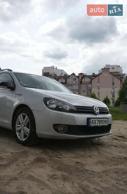 Универсал Volkswagen Golf 2013 в 