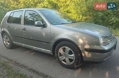 Хэтчбек Volkswagen Golf 2001 в Хмельницком