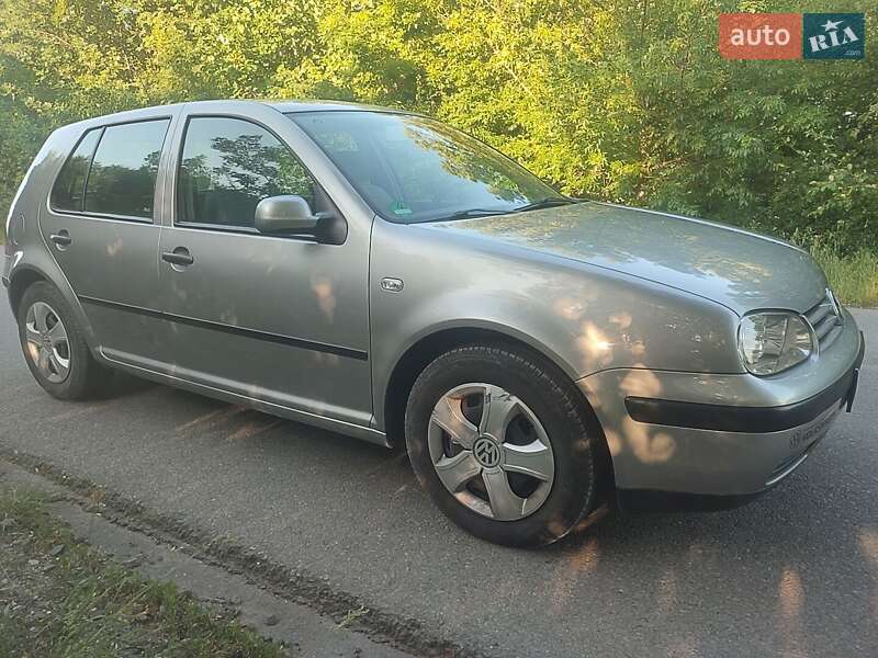 Volkswagen Golf 2001