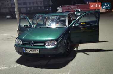 Хетчбек Volkswagen Golf 2001 в Львові