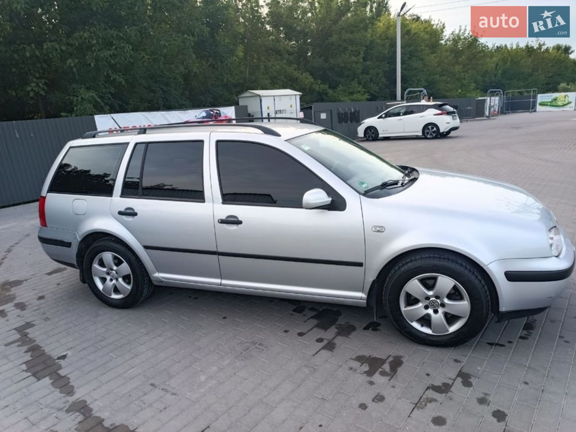Volkswagen Golf 2002 VIN WVWZZZ1JZ2W685647 фото оголошення 3 з 11