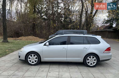 Универсал Volkswagen Golf 2008 в Коростене