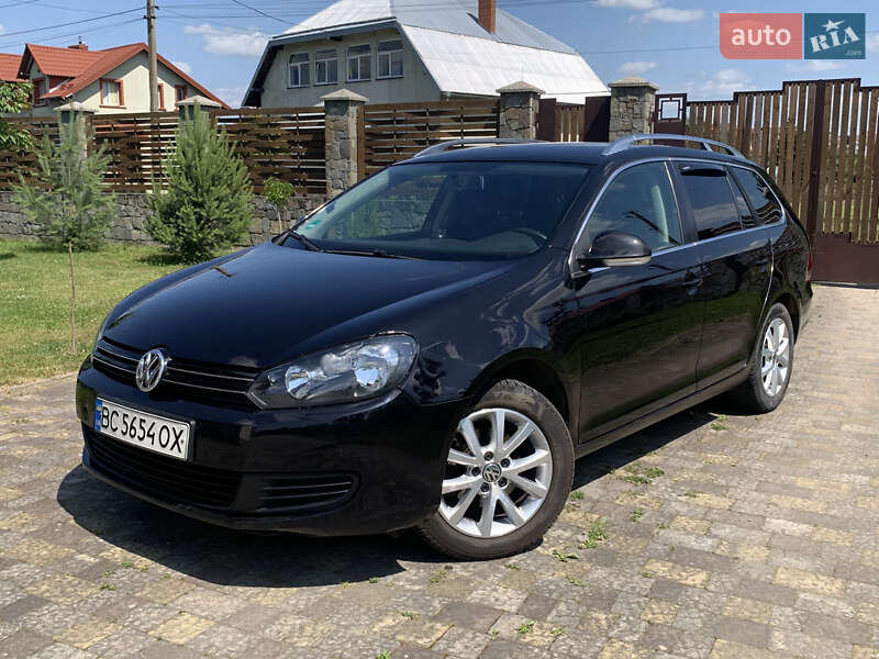 Универсал Volkswagen Golf 2011 в 