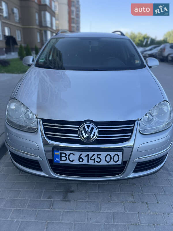 Універсал Volkswagen Golf 2008 в Львові