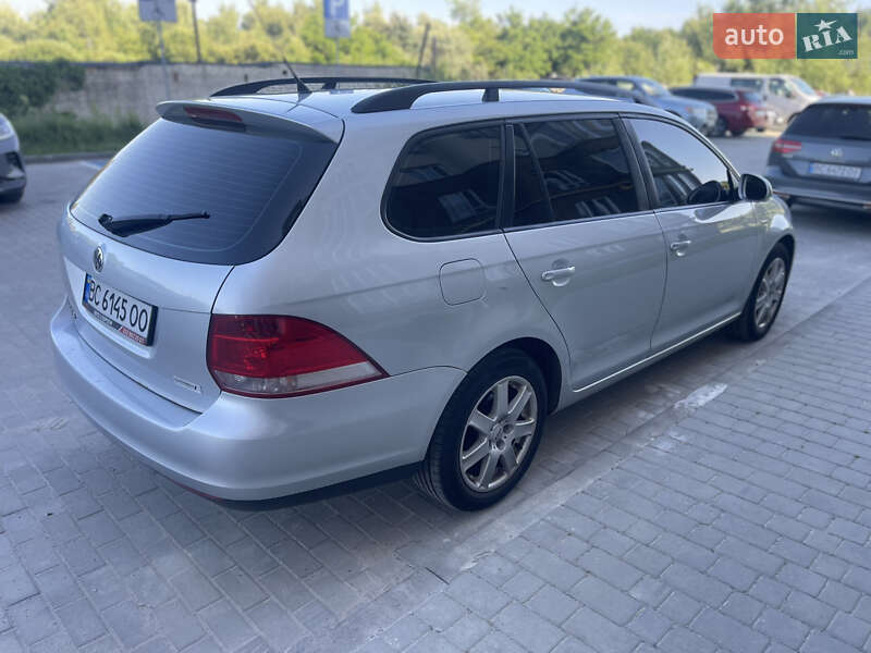 Універсал Volkswagen Golf 2008 в Львові