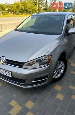 Хетчбек Volkswagen Golf 2015 в Новодністровську