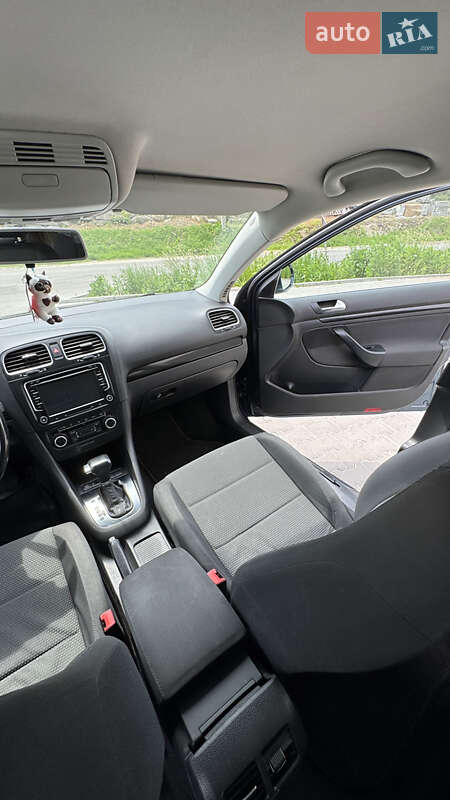 Універсал Volkswagen Golf 2009 в Тернополі