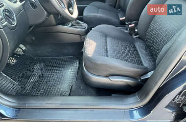 Универсал Volkswagen Golf 2004 в 