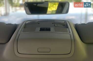 Хэтчбек Volkswagen Golf 2013 в 