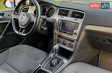 Универсал Volkswagen Golf 2015 в 