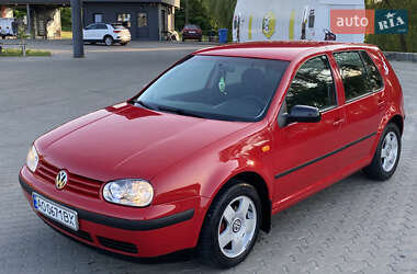 Хэтчбек Volkswagen Golf 1997 в Виноградове