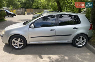 Хетчбек Volkswagen Golf 2004 в Львові