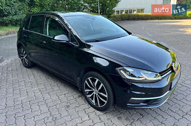 Хетчбек Volkswagen Golf 2019 в Ірпені