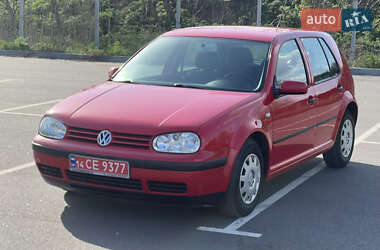 Хэтчбек Volkswagen Golf 2001 в Виннице